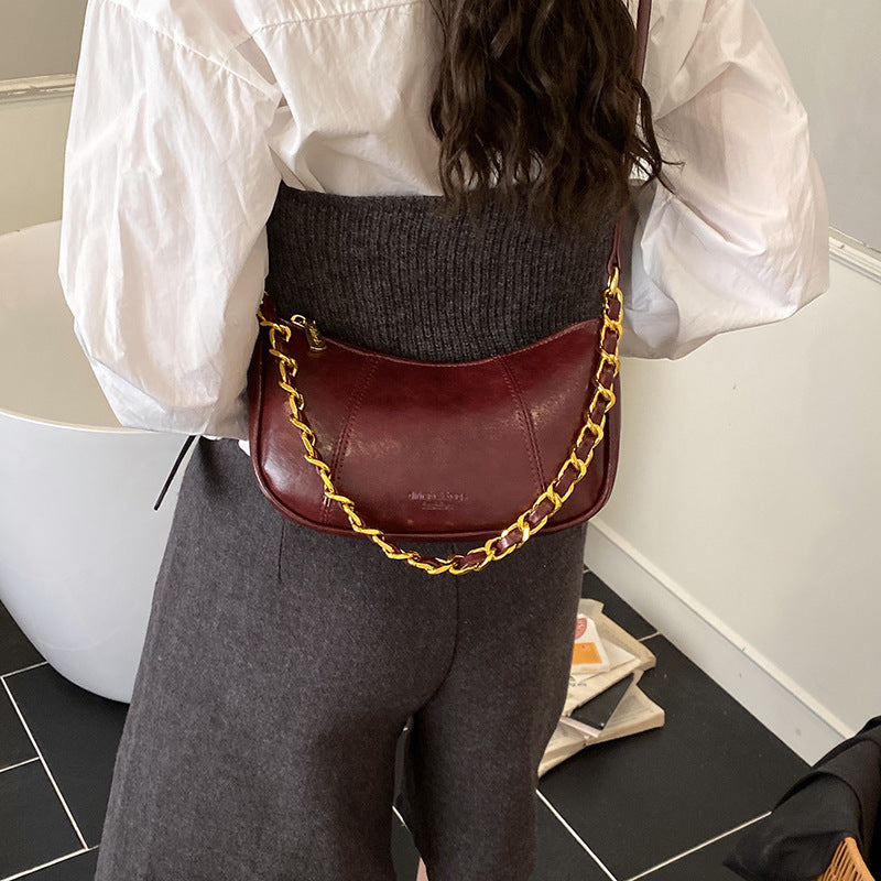 Damen Umhängetasche mit elegantem Kettenakzent Nord Taschen