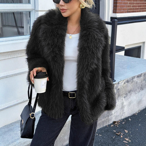 Damen Kurzjacke aus dichtem Hochflor‑Faux‑Fur mit voluminösem Umlegekragen Nord Taschen
