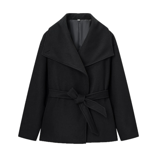 Damen Kurzer Wollmix-Mantel mit weitem Schalkragen und Taillengürtel Nord Taschen