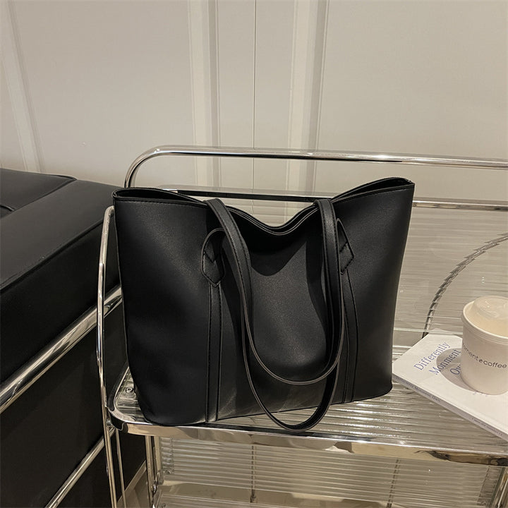 Damen elegante Shopper-Tasche mit strukturierten Falten und praktischem Innenraum Nord Taschen