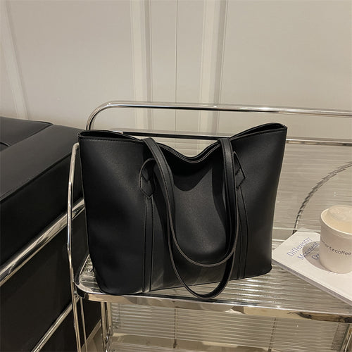Damen elegante Shopper-Tasche mit strukturierten Falten und praktischem Innenraum Nord Taschen