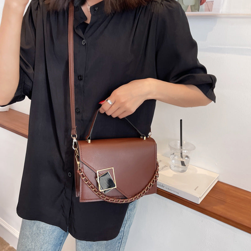 Damen elegante Umhängetasche mit modischem Kettenriemen Nord Taschen