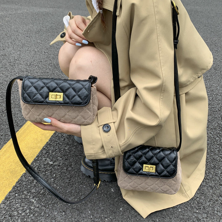 Damen elegante Umhängetasche mit mattem Finish und strukturiertem Design Nord Taschen