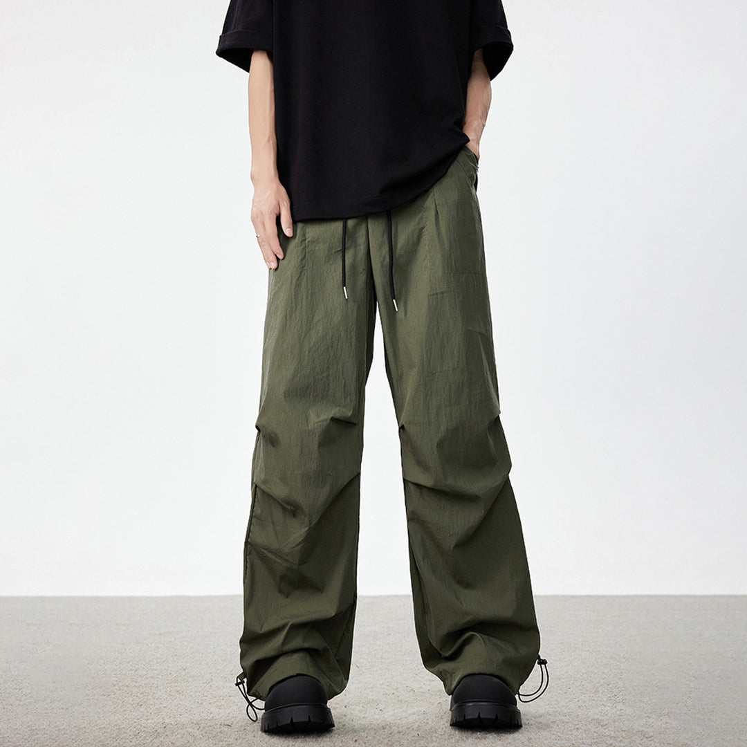 Herren Weite Utility-Cargohose mit Tunnelzugbund Knie‑Paneelen und verstellbarem Saum Nord Taschen