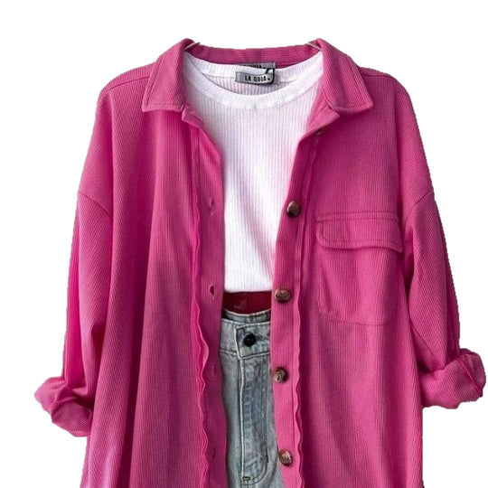 Damen Oversized Cordhemdjacke aus Breitcord mit Brusttasche und Holzknöpfen Nord Taschen