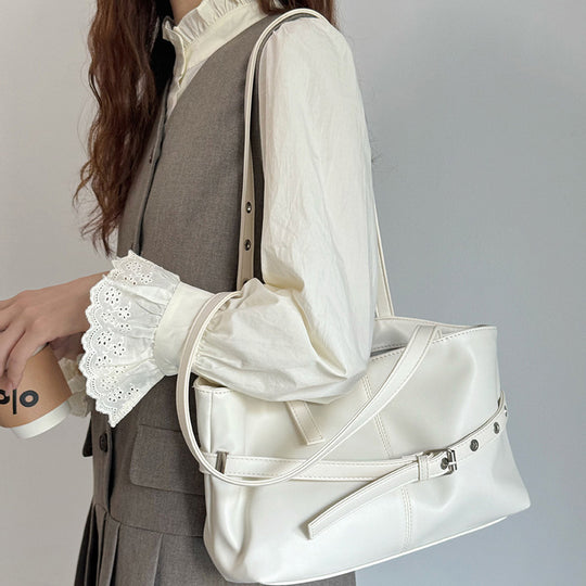 Damen modische Henkeltasche mit eleganten Details Nord Taschen