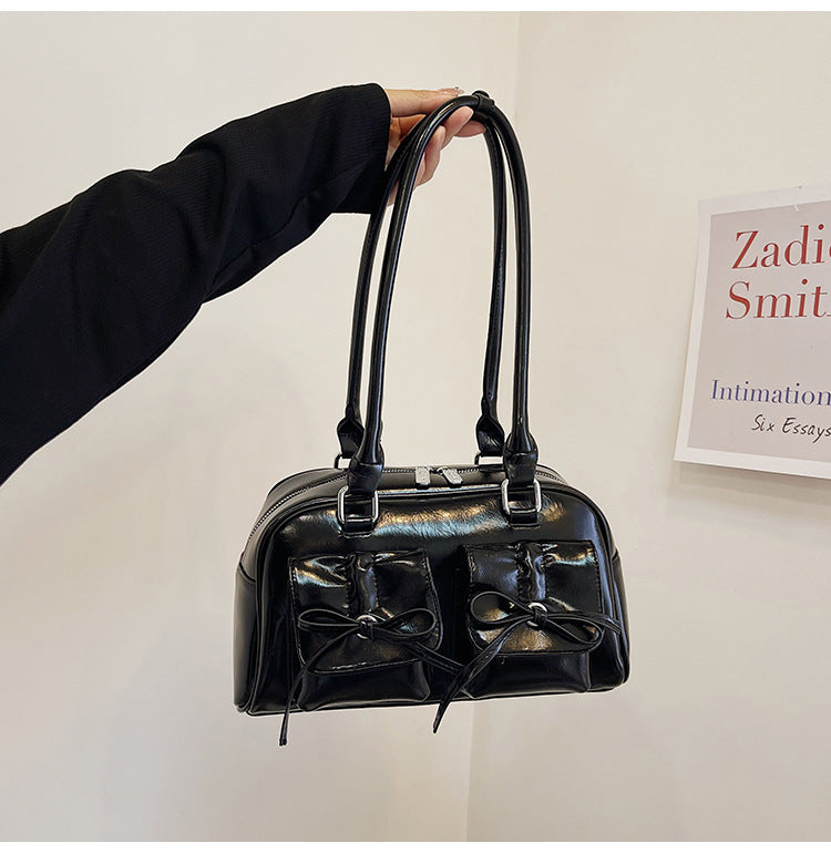 Damen Handtasche mit stilvollen Außentaschen Nord Taschen