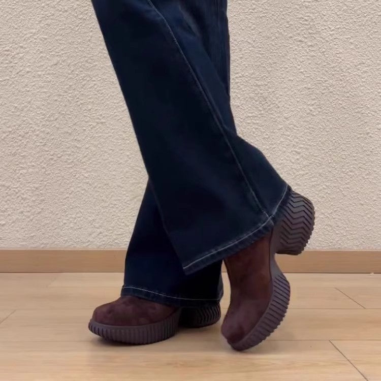 Damen Plateau-Slip-On mit skulpturaler Lug-Sohle und gepolstertem Komfortfußbett Nord Taschen