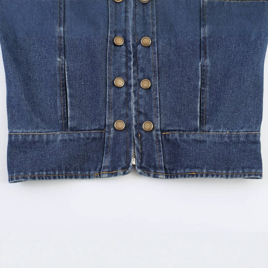 Damen Jeansjacke mit Stehkragen, Doppelreihen‑Druckknöpfen und Schulterklappen Nord Taschen