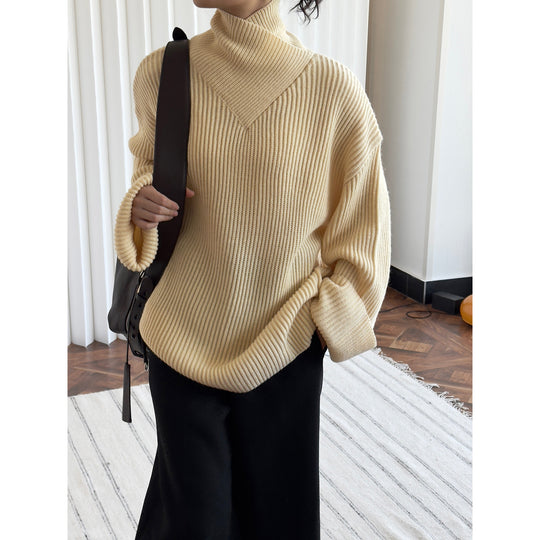 Damen Oversize Rippstrick-Rollkragenpullover mit V‑Passe Nord Taschen