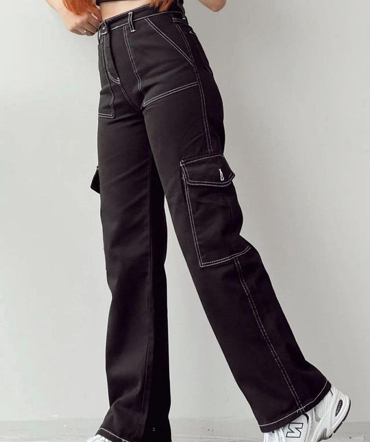 Damen High-Waist-Cargohose aus Twill mit aufgesetzten Klappentaschen und weitem Bein Nord Taschen