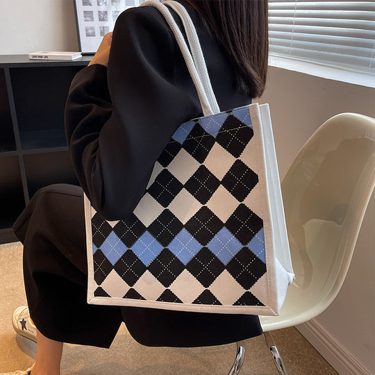 Damen große Tragetasche mit eleganten Karomuster Nord Taschen
