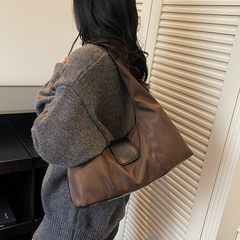 Damen praktische Hobo-Tasche mit elegantem Design Nord Taschen