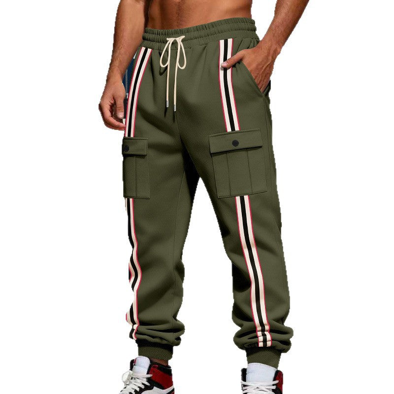 Herren Cargo-Jogginghose im Urban-Streetwear-Look mit Kontraststreifen und Klappentaschen Nord Taschen