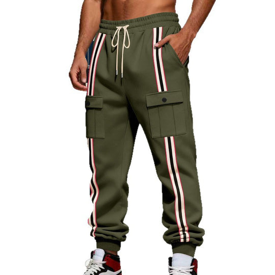 Herren Cargo-Jogginghose im Urban-Streetwear-Look mit Kontraststreifen und Klappentaschen Nord Taschen