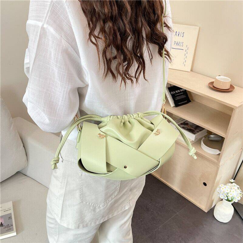 Damen Hobo-Tasche mit raffiniertem Kordelzug und eleganter Webstruktur Nord Taschen