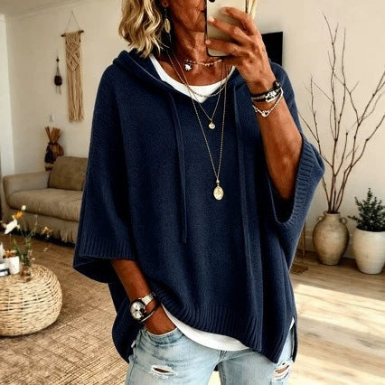 Damen Oversize Strick-Poncho mit Kapuze, Fledermausärmeln und Seitenschlitzen Nord Taschen