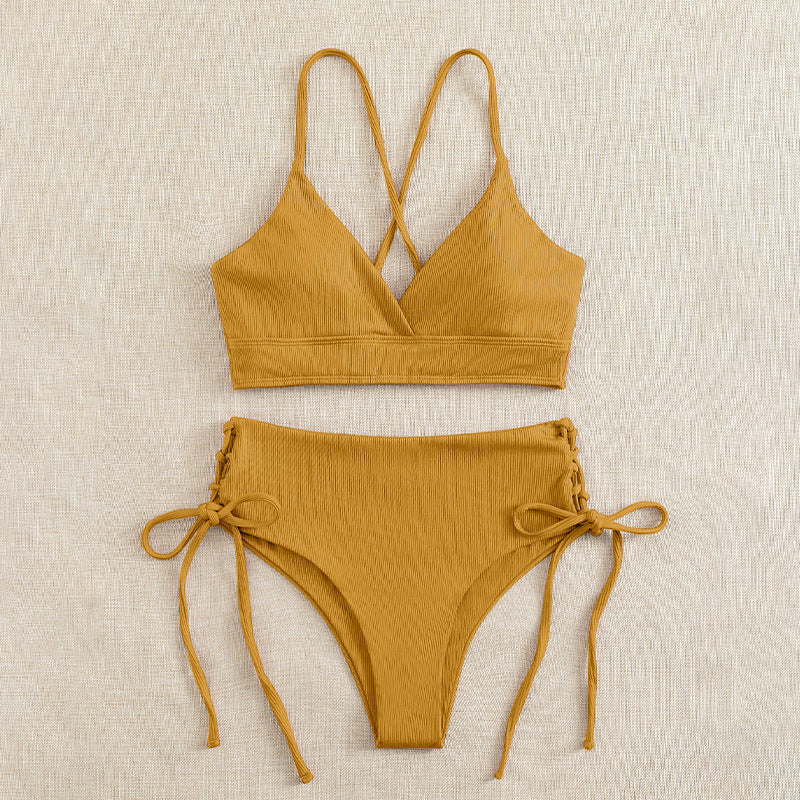 Damen Triangel-Bikini mit raffinierten Kordeldetails