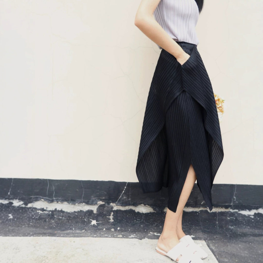Damen Plissierter Midi-Rock mit asymmetrischem Saum Nord Taschen