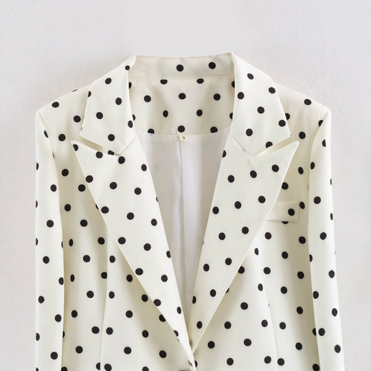Damen Gepunkteter Cropped-Blazer mit Reverskragen und Pattentaschen Nord Taschen