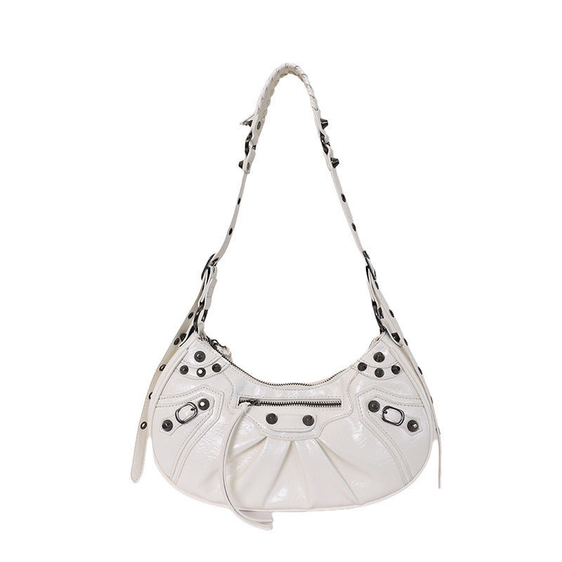 Damen Hobo-Tasche mit luxuriösen, dekorativen Details und einzigartigen Anhängern Nord Taschen
