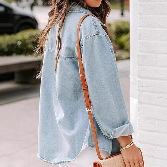 Damen Oversize-Denimhemd mit Knopfleiste und Brusttaschen Nord Taschen