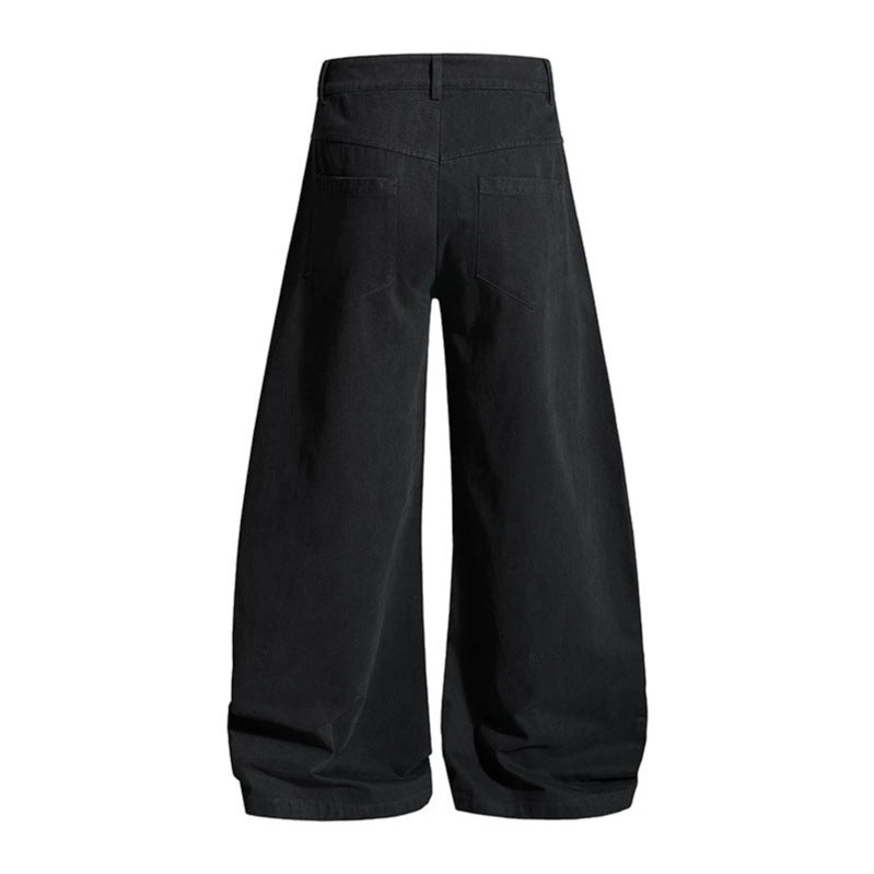 Damen Weite Culotte-Cargohose mit hohem Bund und Metallnieten, tiefer Schritt und aufgesetzten Taschen Nord Taschen