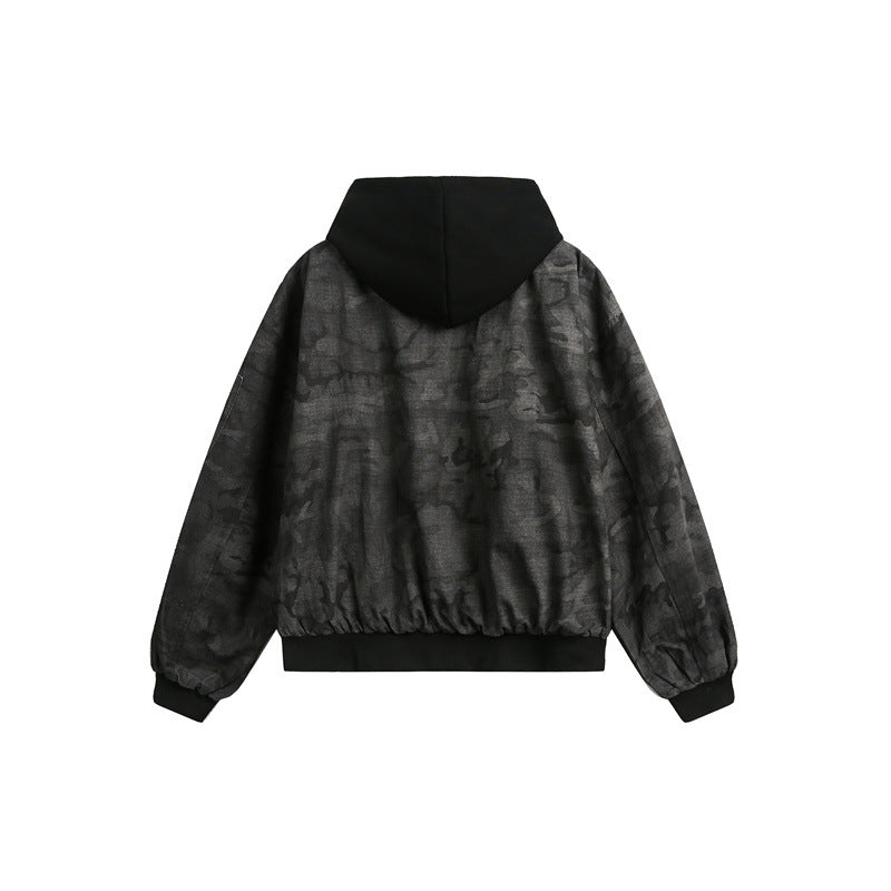 Herren Kurz geschnittener Oversize-Bomber im Layer-Look mit integrierter Kapuze und Camouflage-Jacquard Nord Taschen