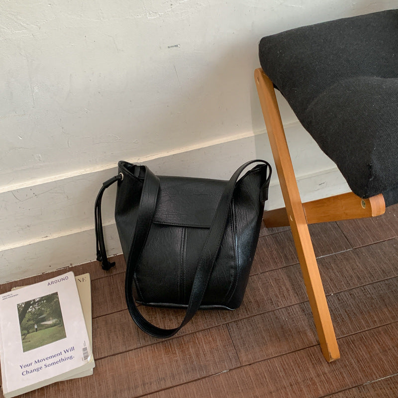 Damen elegante Umhängetasche aus hochwertigem Kunstleder Nord Taschen