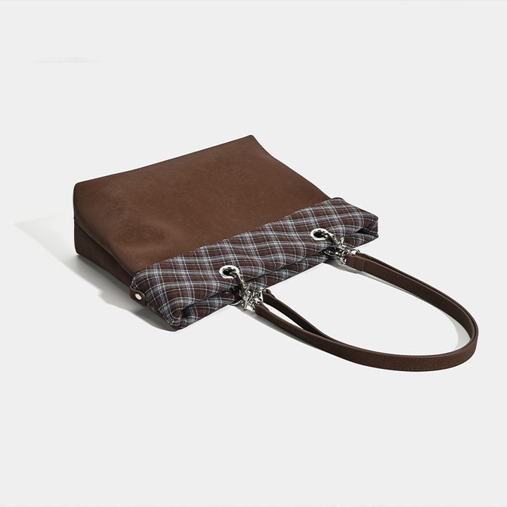 Damen Schultertasche mit modischem Karomuster und robusten Materialien Nord Taschen