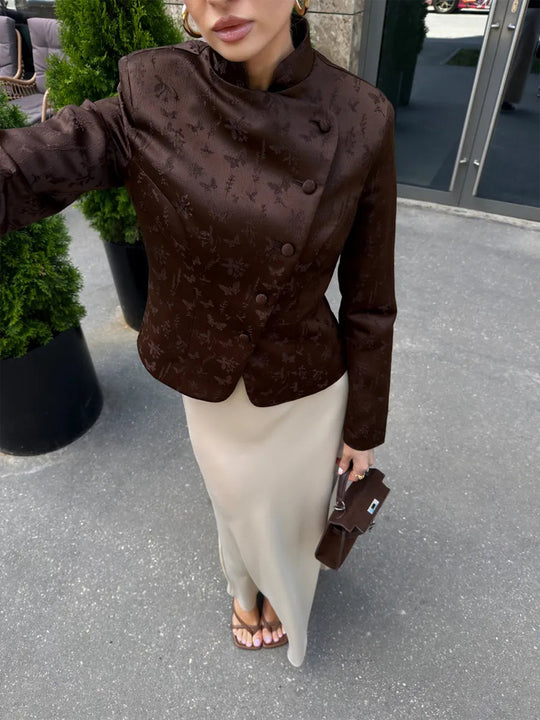 Damen Taillierter Jacquard-Blazer mit überlappendem Revers und dekorativen Knöpfen Nord Taschen