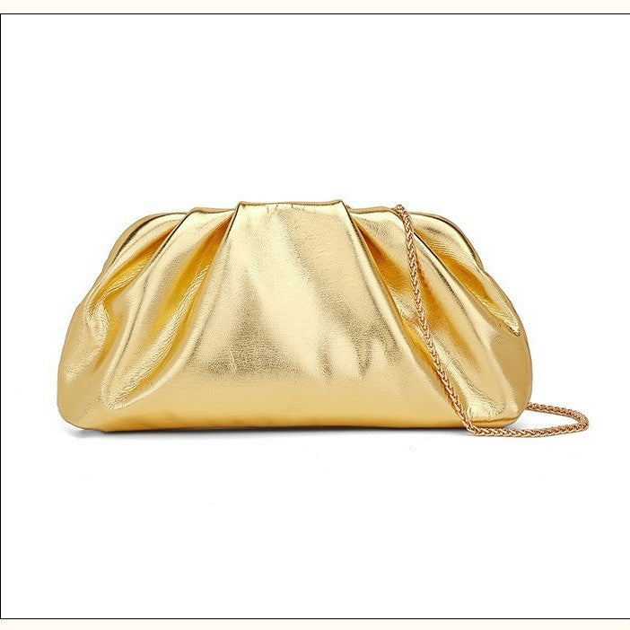 Damen Clutch im sanften Design mit feiner Kettenapplikation Nord Taschen