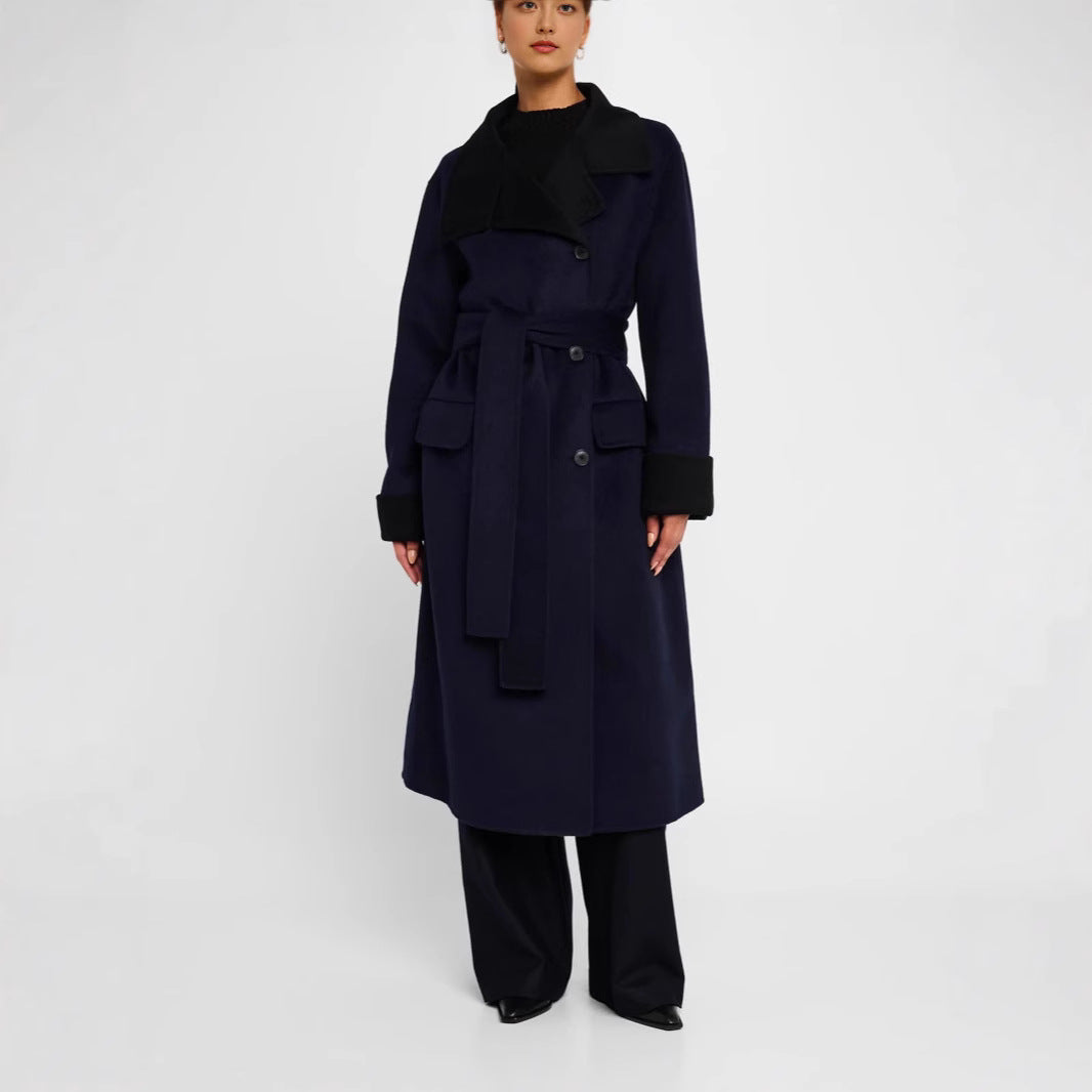 Damen Taillierter Wollmix-Mantel mit Bindegürtel, kontrastiertem Revers und Pattentaschen Nord Taschen