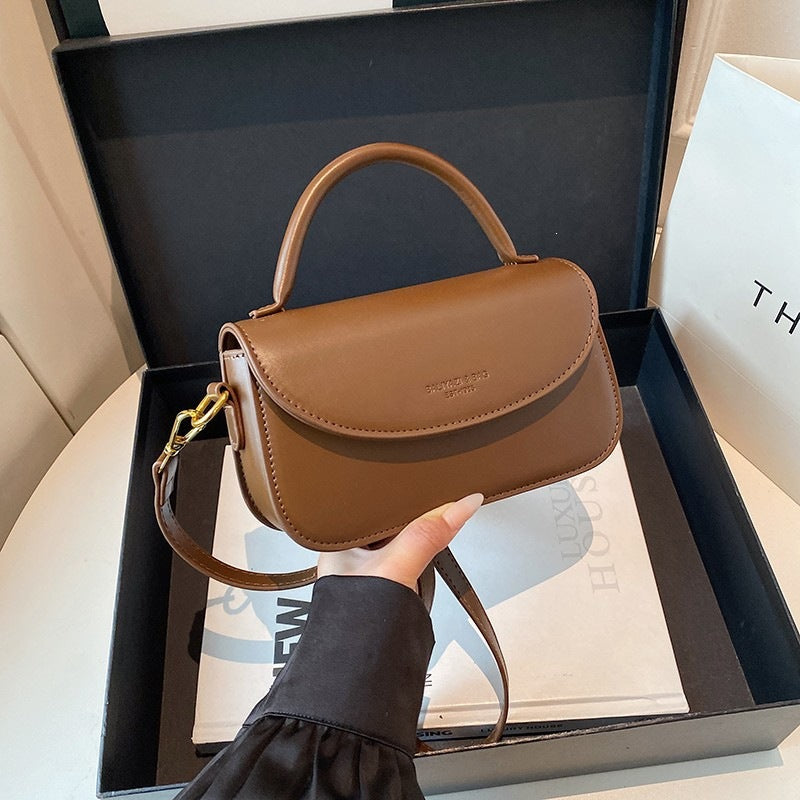 Damen Umhängetasche mit strukturiertem Kunstleder und elegantem Griff Nord Taschen