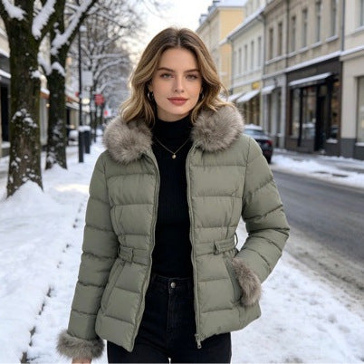 Damen nan kurze taillierte Wintersteppjacke mit abnehmbarem Webpelzkragen, tonalen Taillenriegeln und verdecktem zweiwege-reißverschluss Nord Taschen
