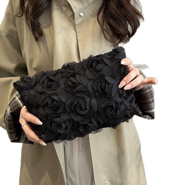 Damen romantische Clutch-Tasche mit floralen Akzenten Nord Taschen