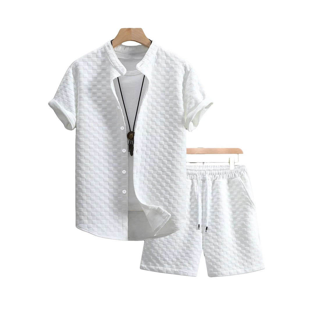 Herren nan zweiteiliges Sommerensemble mit Stehkragen-Hemdjacke und elastischen Komfort-Shorts in geprägter Karo-Textur - Arvani