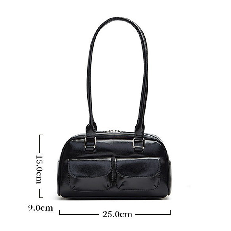 Damen Handtasche mit praktischen Taschen und glänzender Oberfläche Nord Taschen