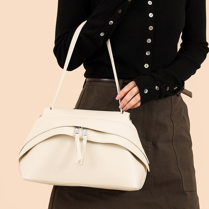 Damen Schultertasche mit stilvollem Design und praktischen Fächern Nord Taschen