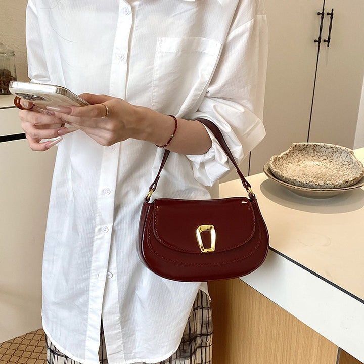 Damen Schultertasche mit elegantem Kettenverschluss und modischer Form Nord Taschen