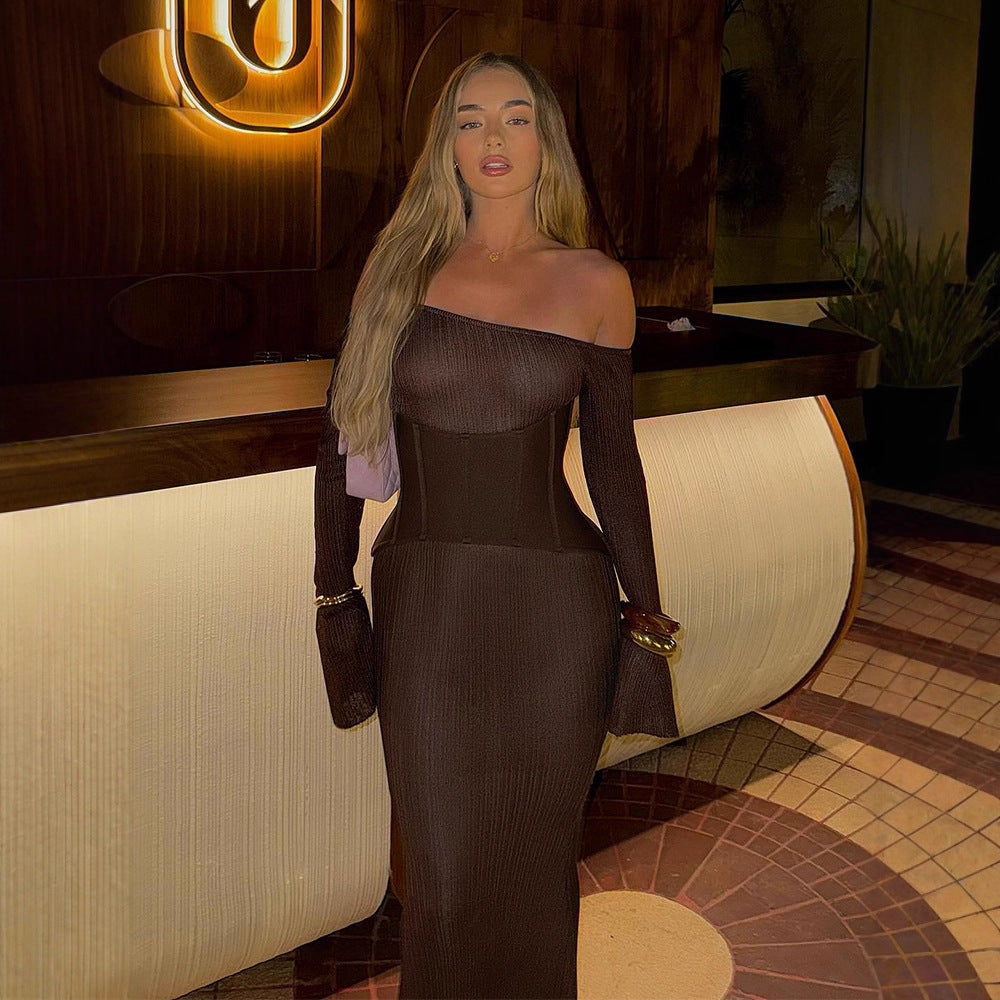 Damen One-Shoulder Maxikleid mit formendem Korsettbund und Rippstrick Nord Taschen