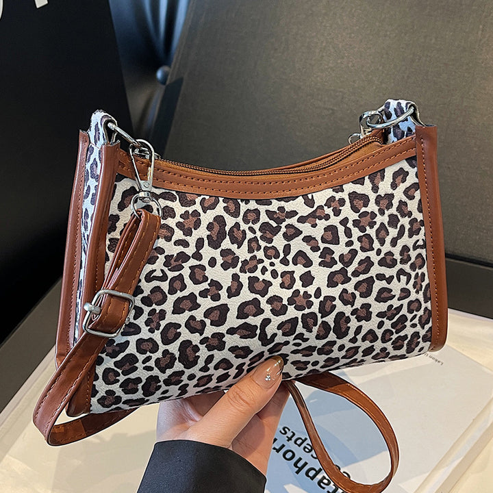 Damen Tasche im eleganten Leo-Design mit abnehmbarem Schulterriemen Nord Taschen