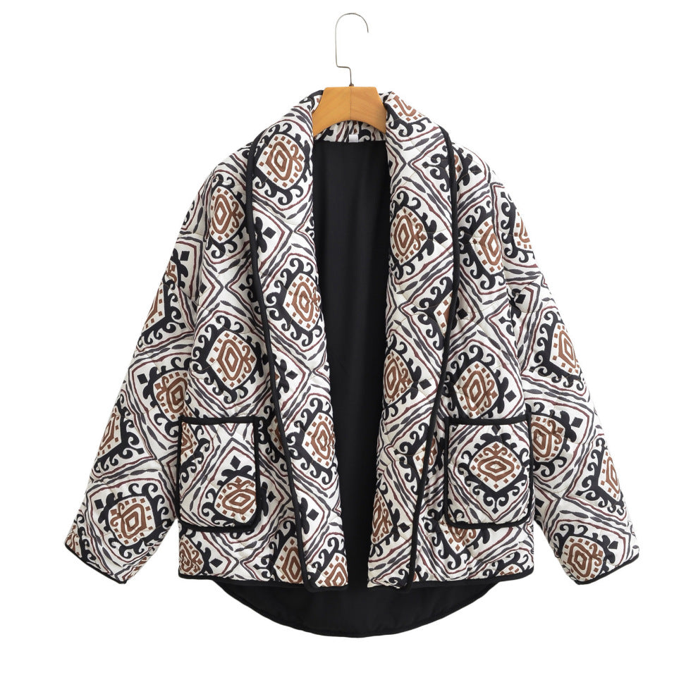 Damen Gesteppte Kimono-Jacke mit Ethno-Print, Kontrastpaspel und aufgesetzten Taschen Nord Taschen