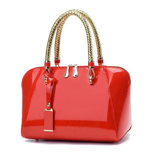 Damen Handtasche mit eleganter Hochglanz-Oberfläche und geflochtenem Griff Nord Taschen