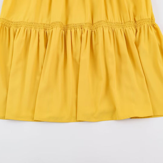 Damen Rüschen-Midikleid mit hohem Stehkragen, Stufenrock und Taillen-Smock Nord Taschen