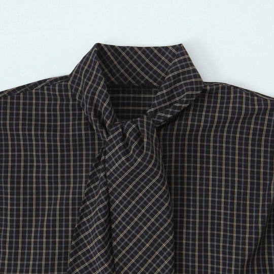 Damen Kariertes Blusenshirt mit Schluppe und weiter Passform Nord Taschen