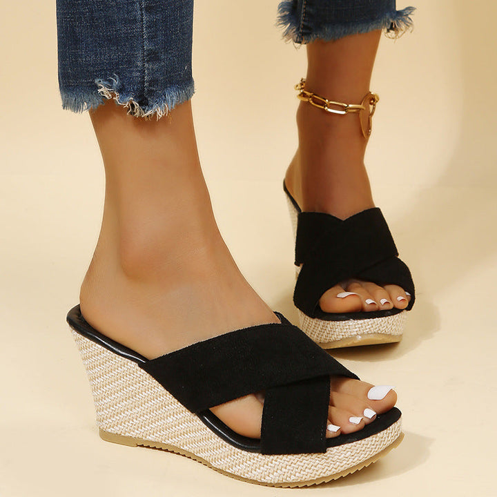 Damen Wedge-Sandalen mit elegantem Kreuzband und leichtem Fußbett