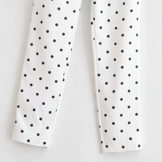 Damen Hochtaillierte konisch zulaufende Stoffhose mit Polka‑Dot‑Print und eleganter Bundverarbeitung Nord Taschen