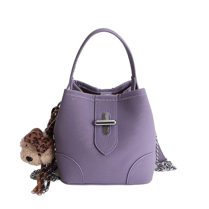 Damen Handtasche mit abnehmbarem Plüschanhänger Nord Taschen