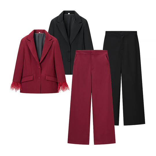 Damen Schicker taillierter Blazer-Hosenanzug mit Federbesatz an Manschetten Nord Taschen